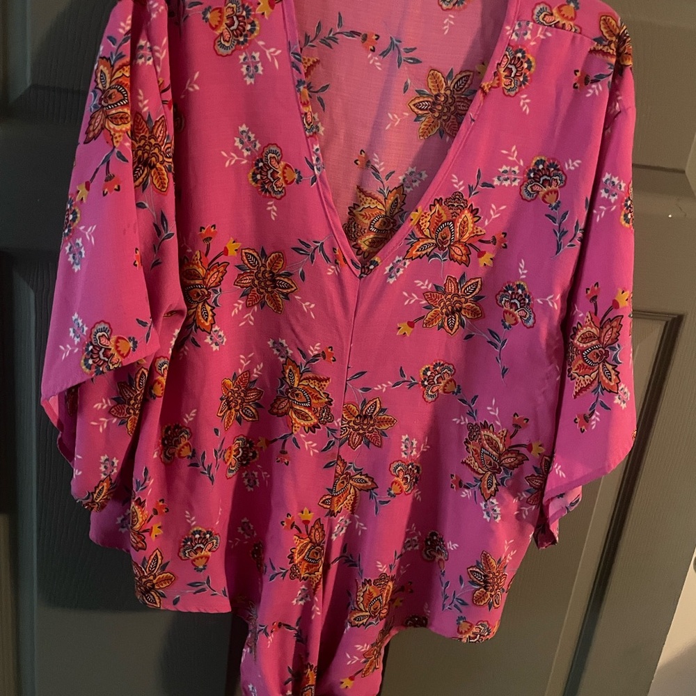 JODIFL Pink Floral Blouse